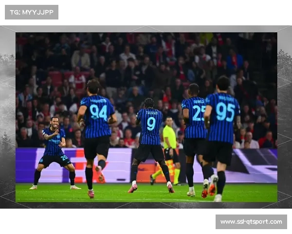 欧冠单日九场比赛进球狂潮上演总计四十三球精彩纷呈 欧冠单日九场比赛进球狂潮上演总计四十三球精彩纷呈